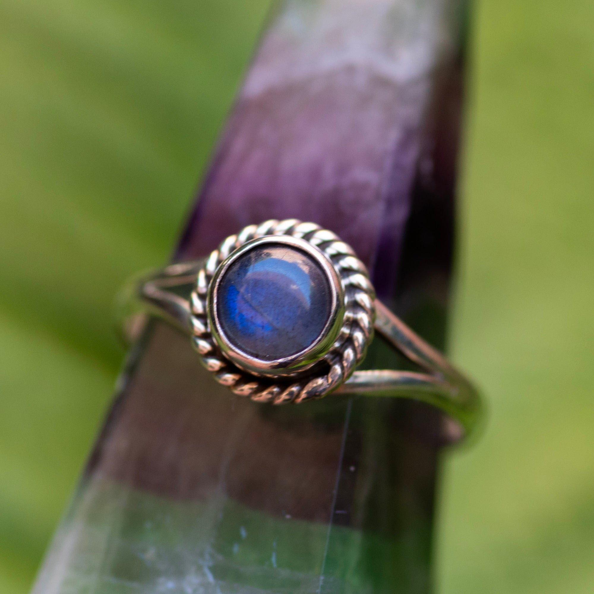 Labradorite Circle Ring