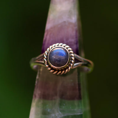 Labradorite Circle Ring