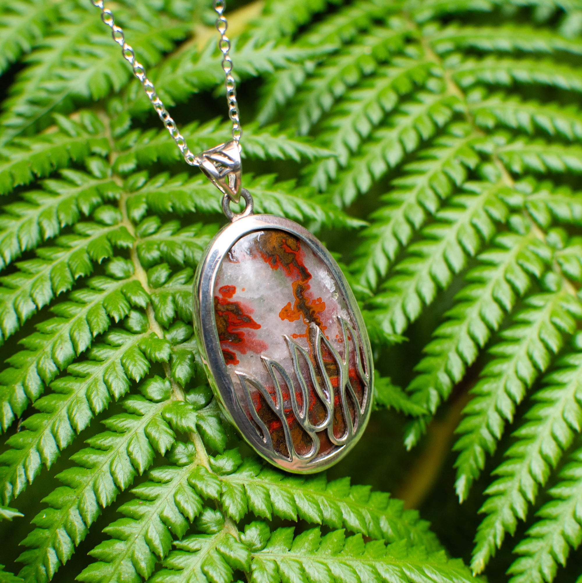 Flaming Seam Agate Pendant