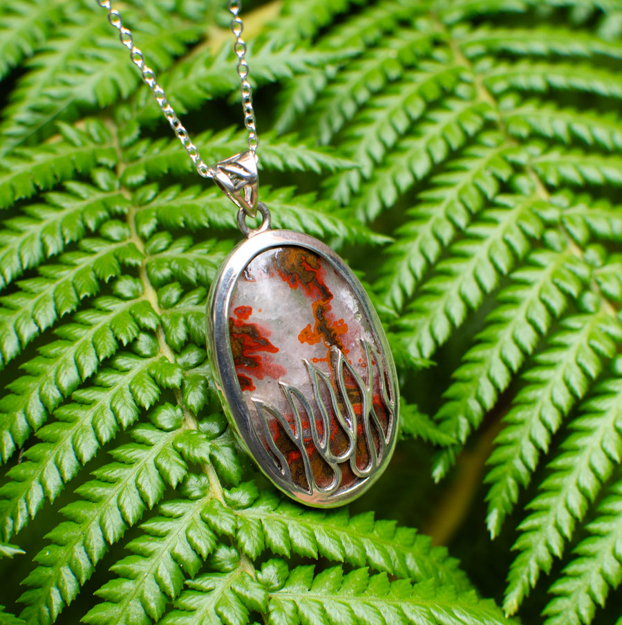Flaming Seam Agate Pendant