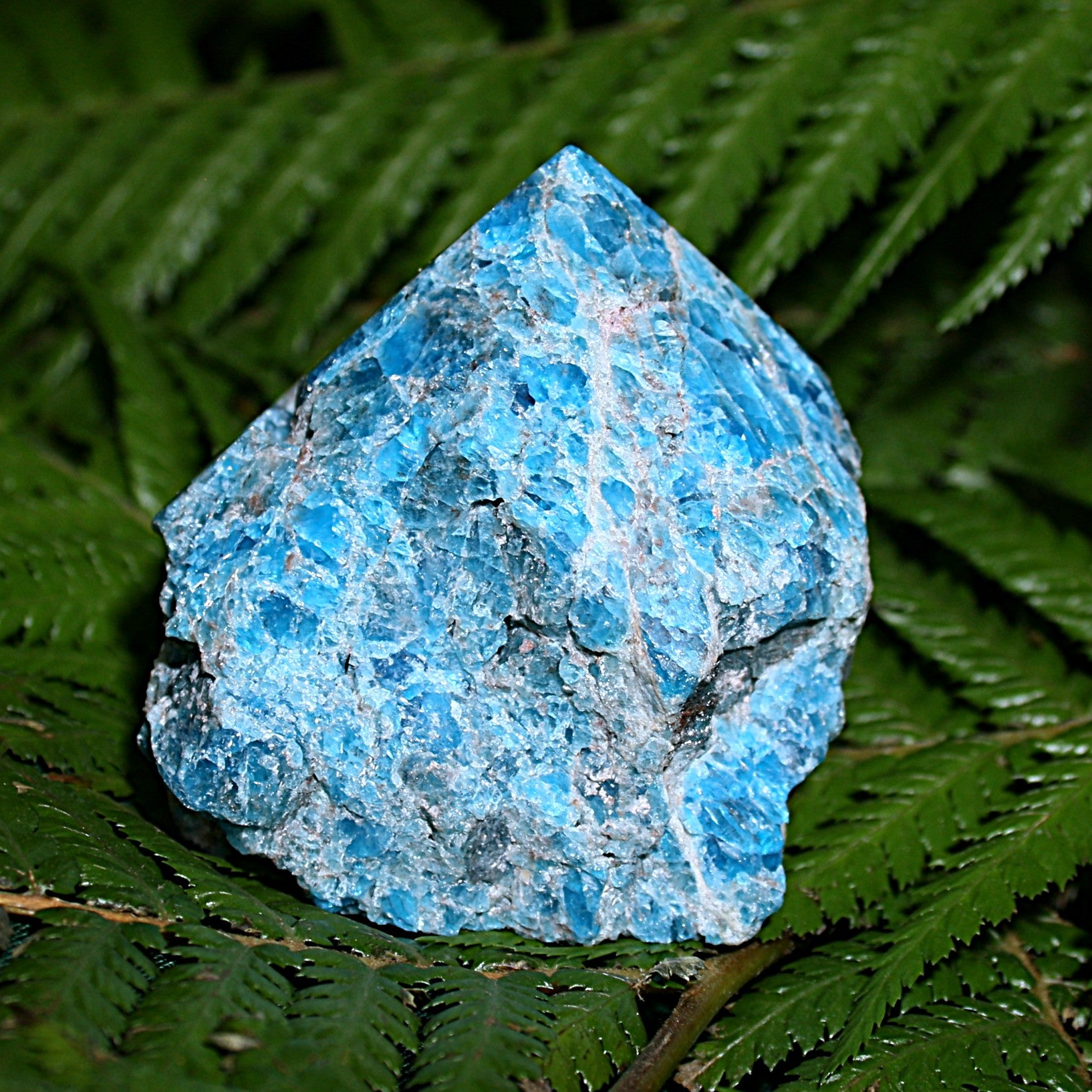 Blue Apatite Point