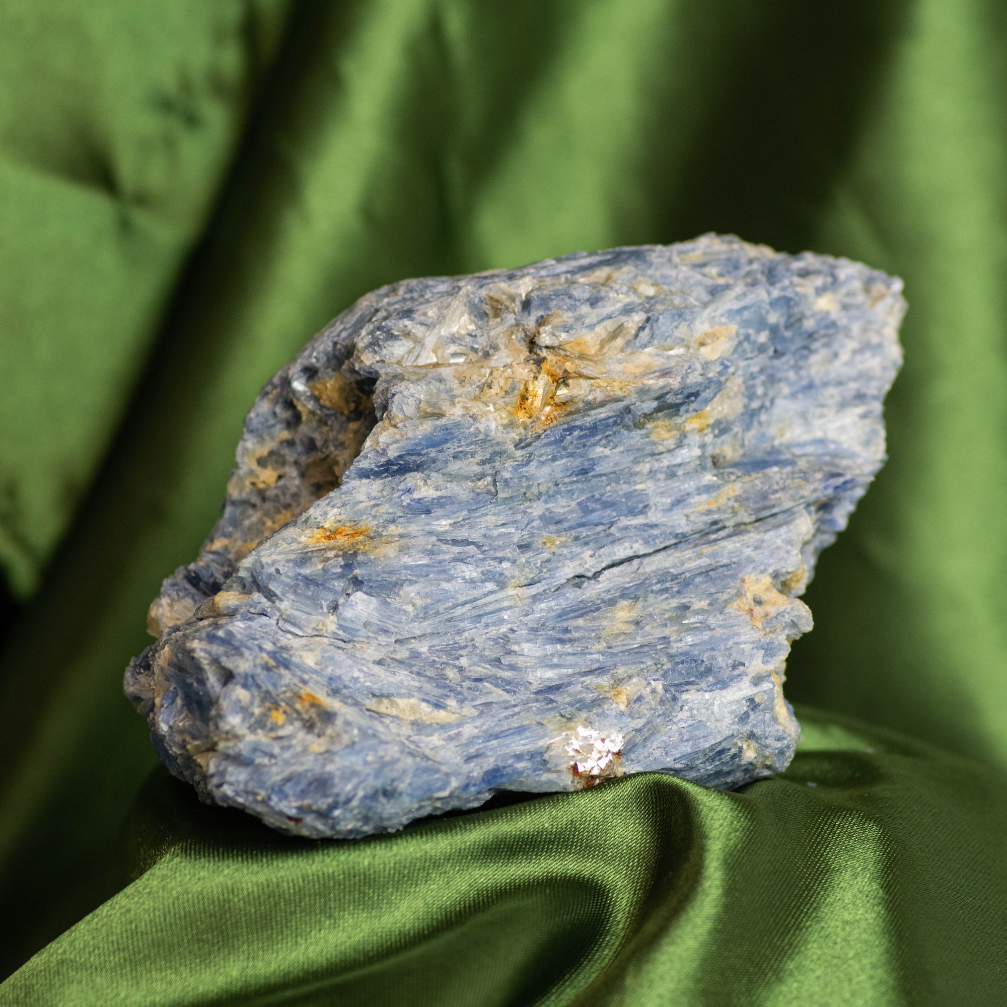 Kyanite Necklace & Cluster Pairing