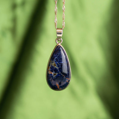 Sodalite Necklace & Point Pairing