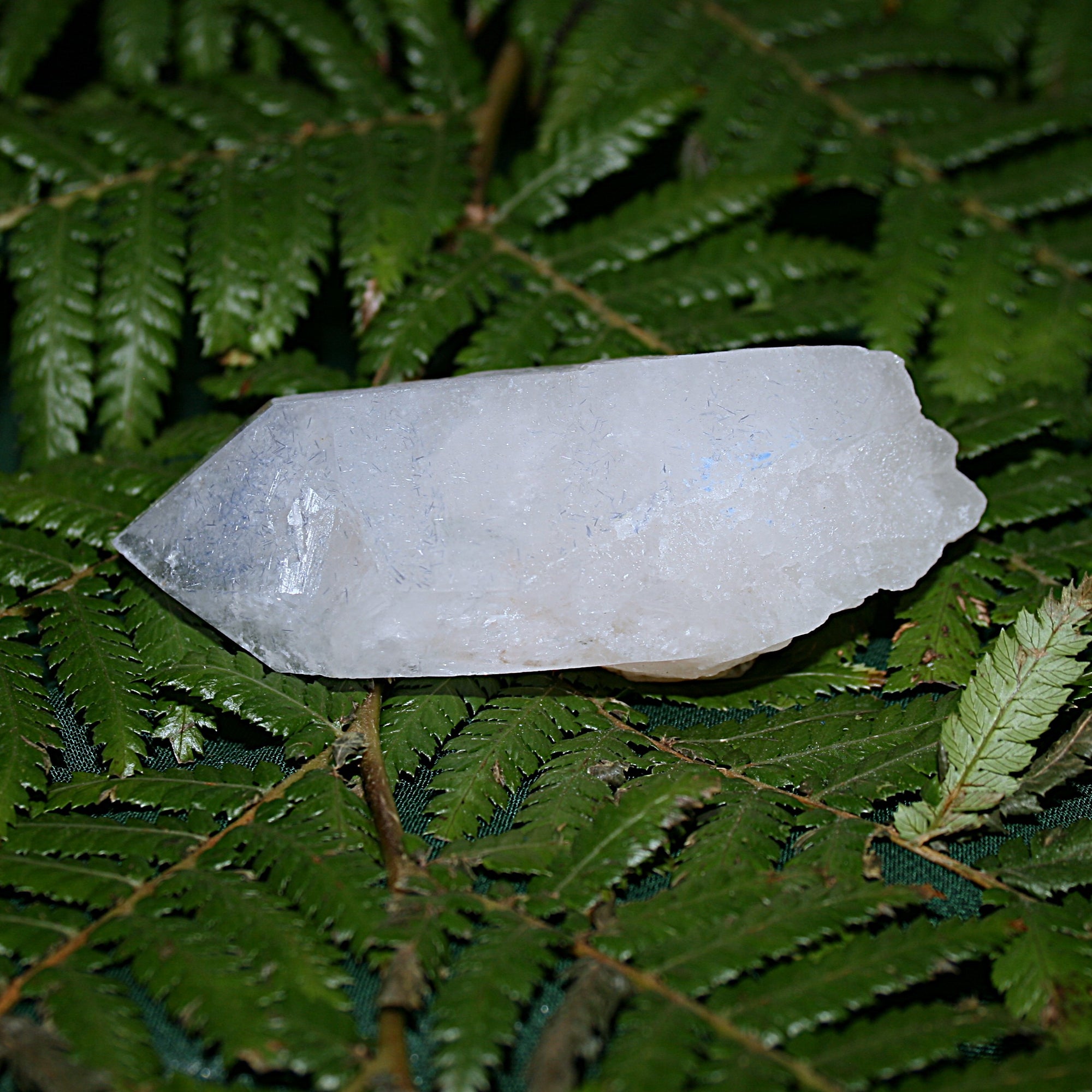 Dumortierite Point