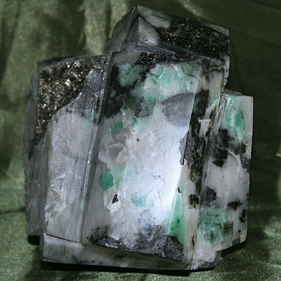 Emerald Freeform