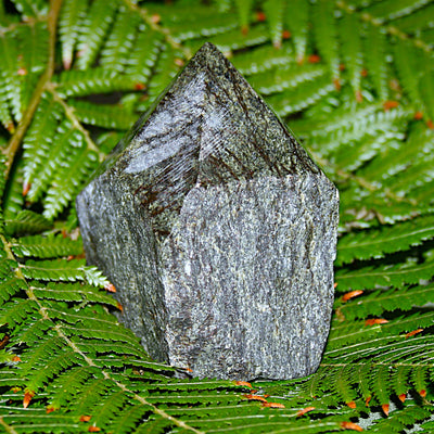 Green Tiger's Eye Point