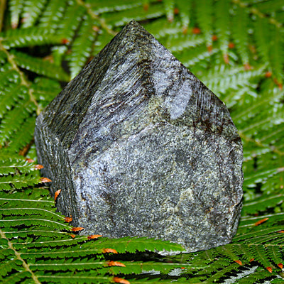 Green Tiger's Eye Point