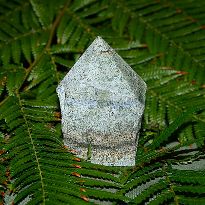 Green Tiger's Eye Point