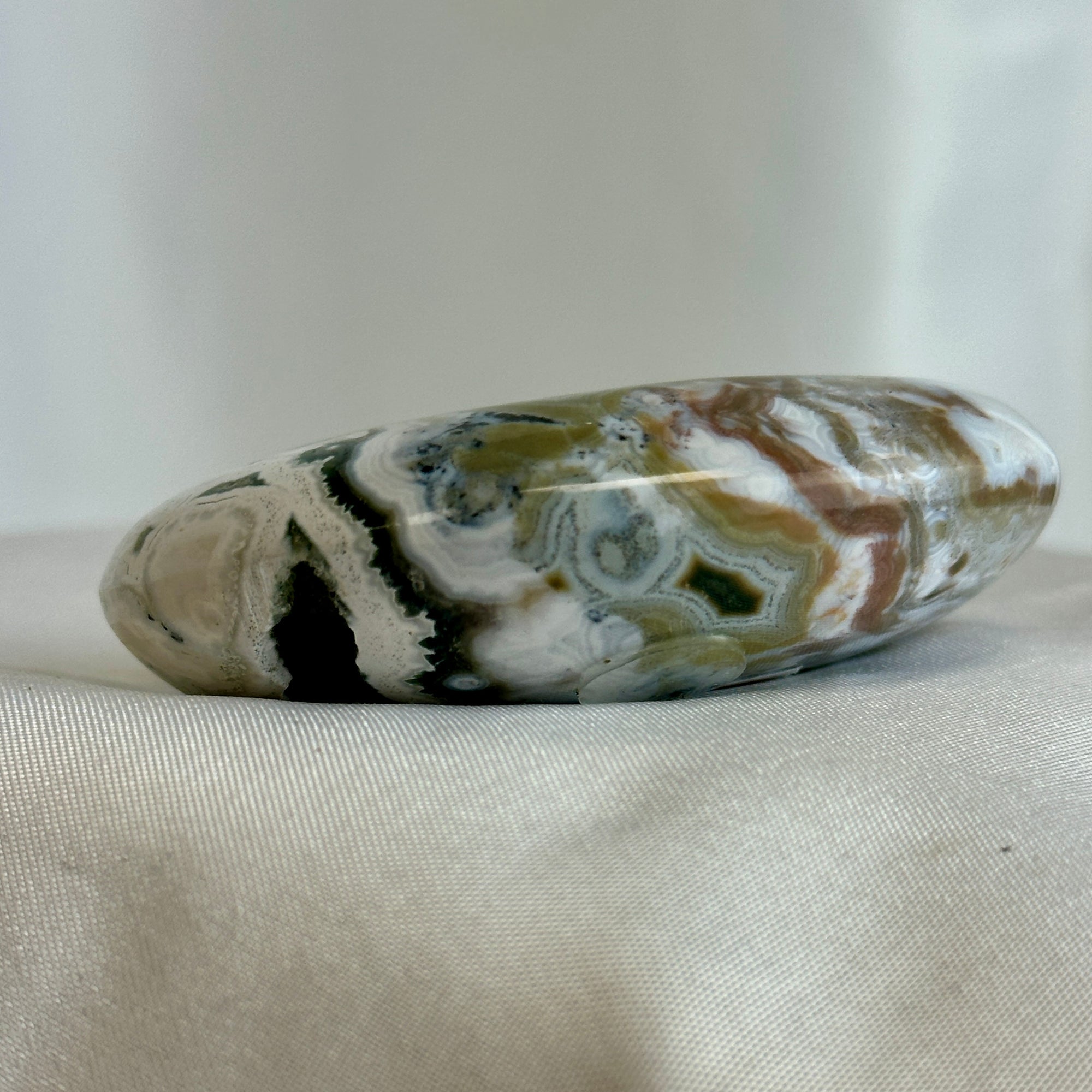 AAA Ocean Jasper Palm Stone