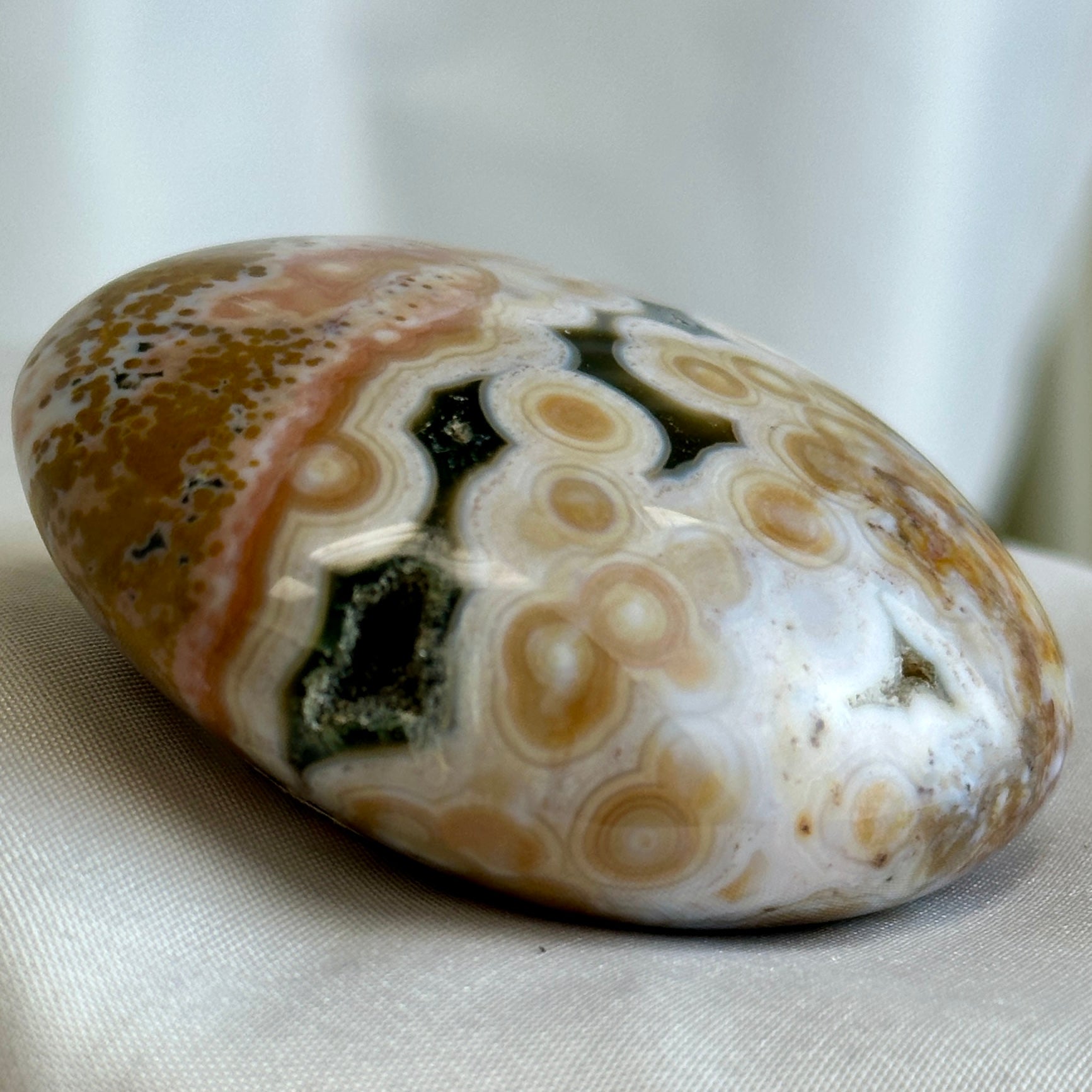 AAA Ocean Jasper Palm Stone
