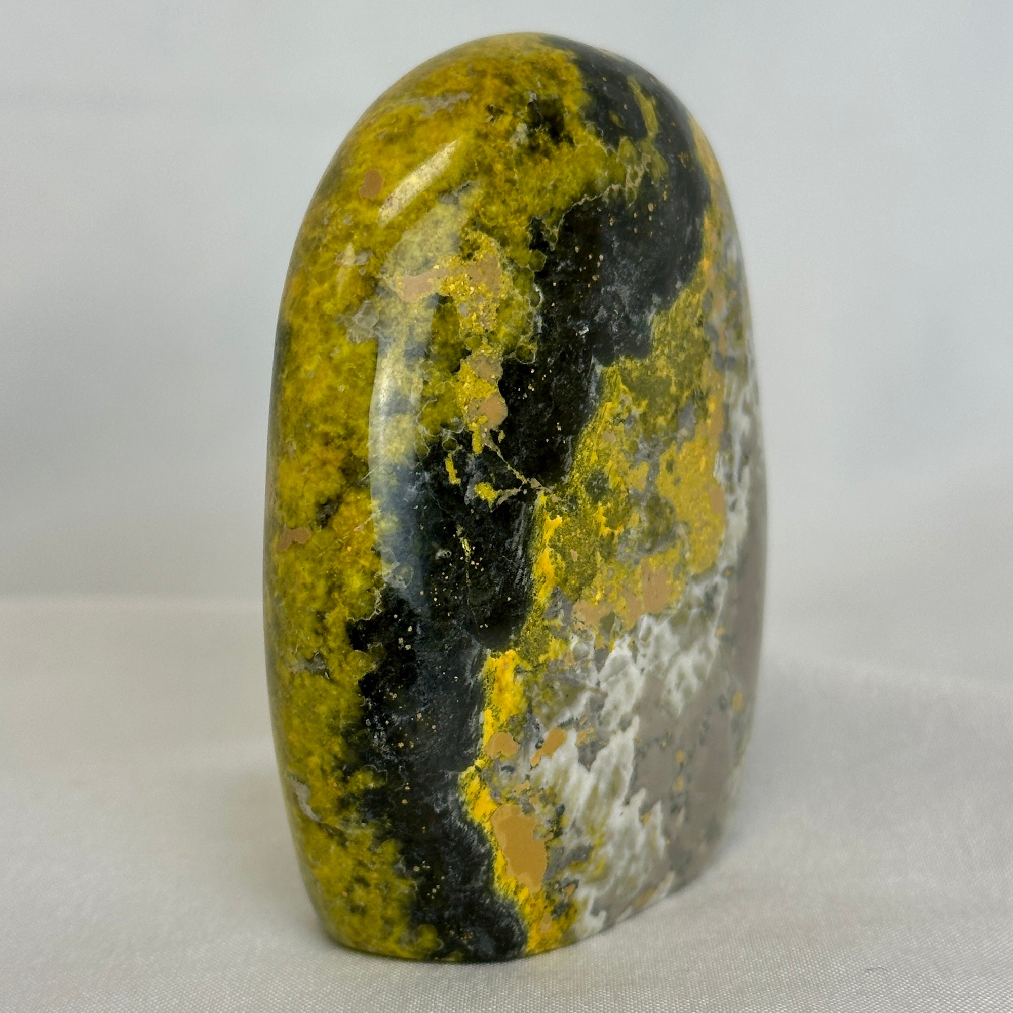 Bumblebee Jasper Free Form