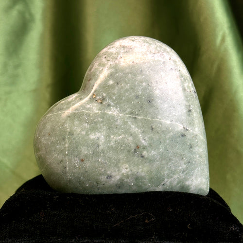 Lotus Green Marble Heart Carving