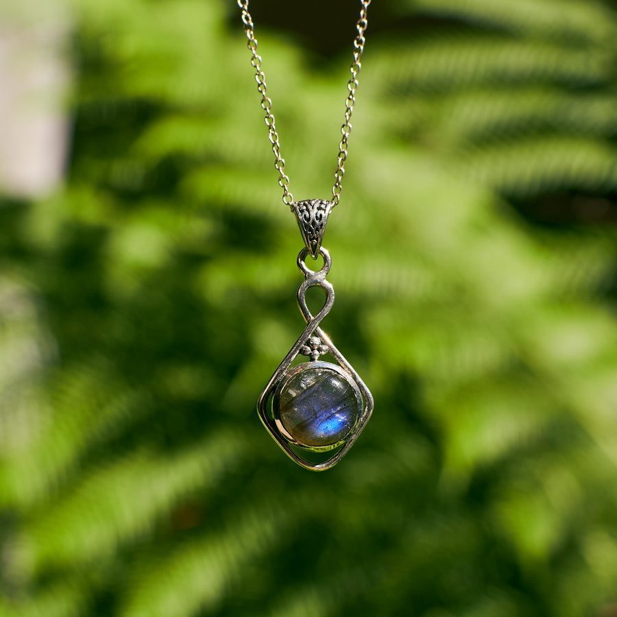 Labradorite Pendant