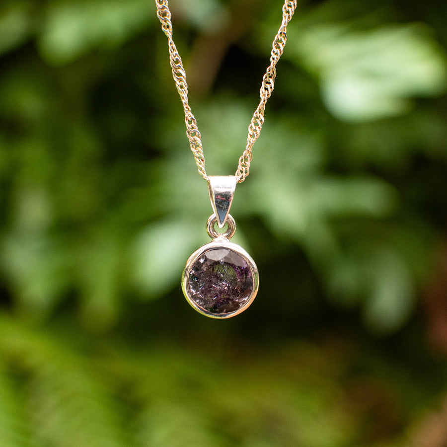 Faceted Super 7 Circle Pendant