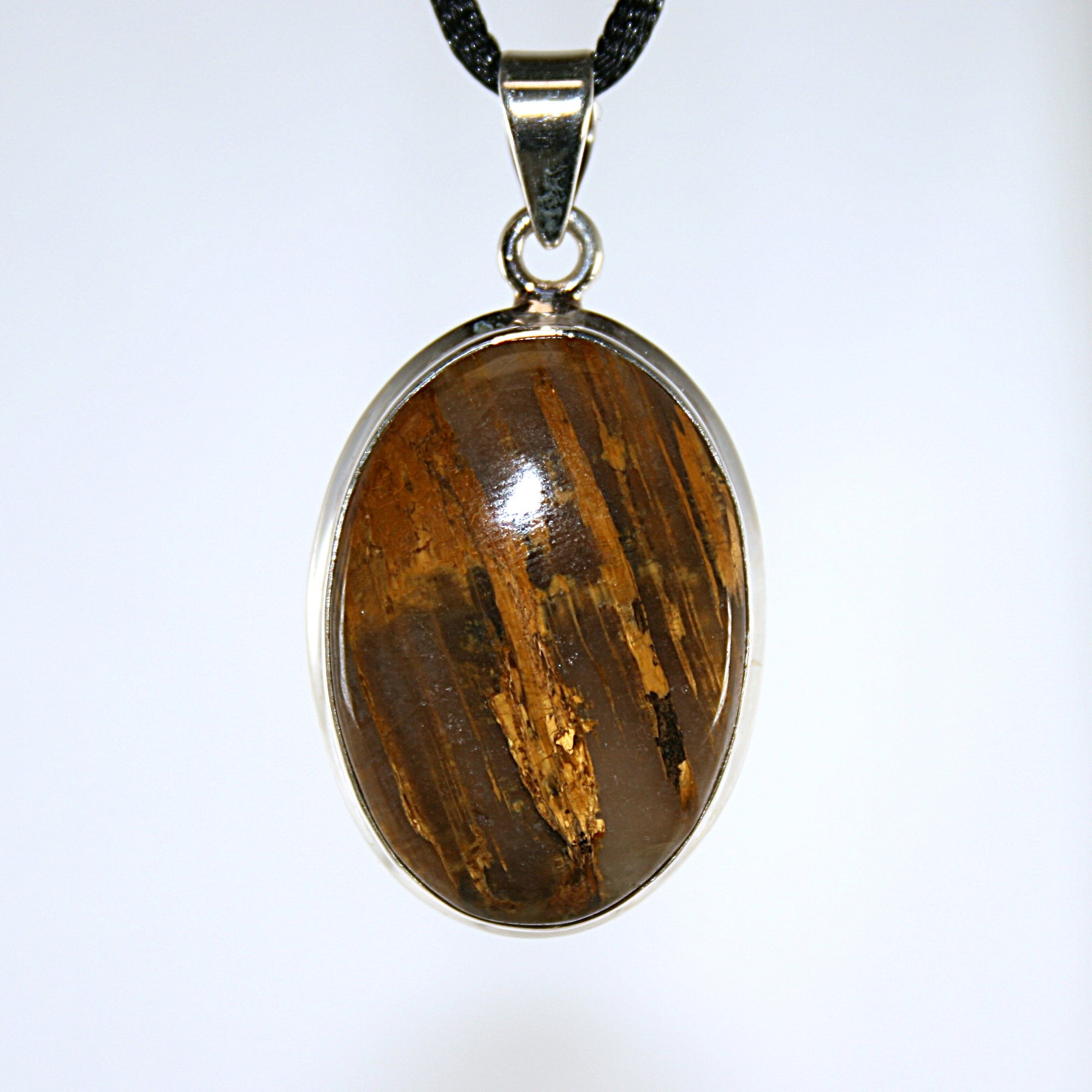 Nellite Pendant