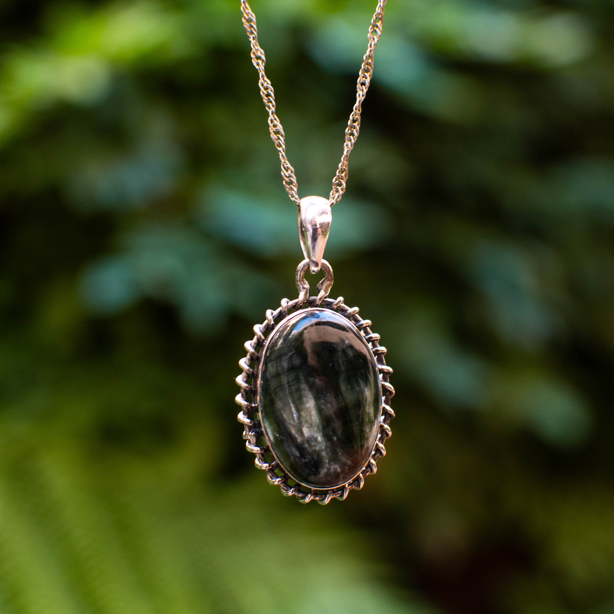 Twist Bezel Seraphinite Pendant