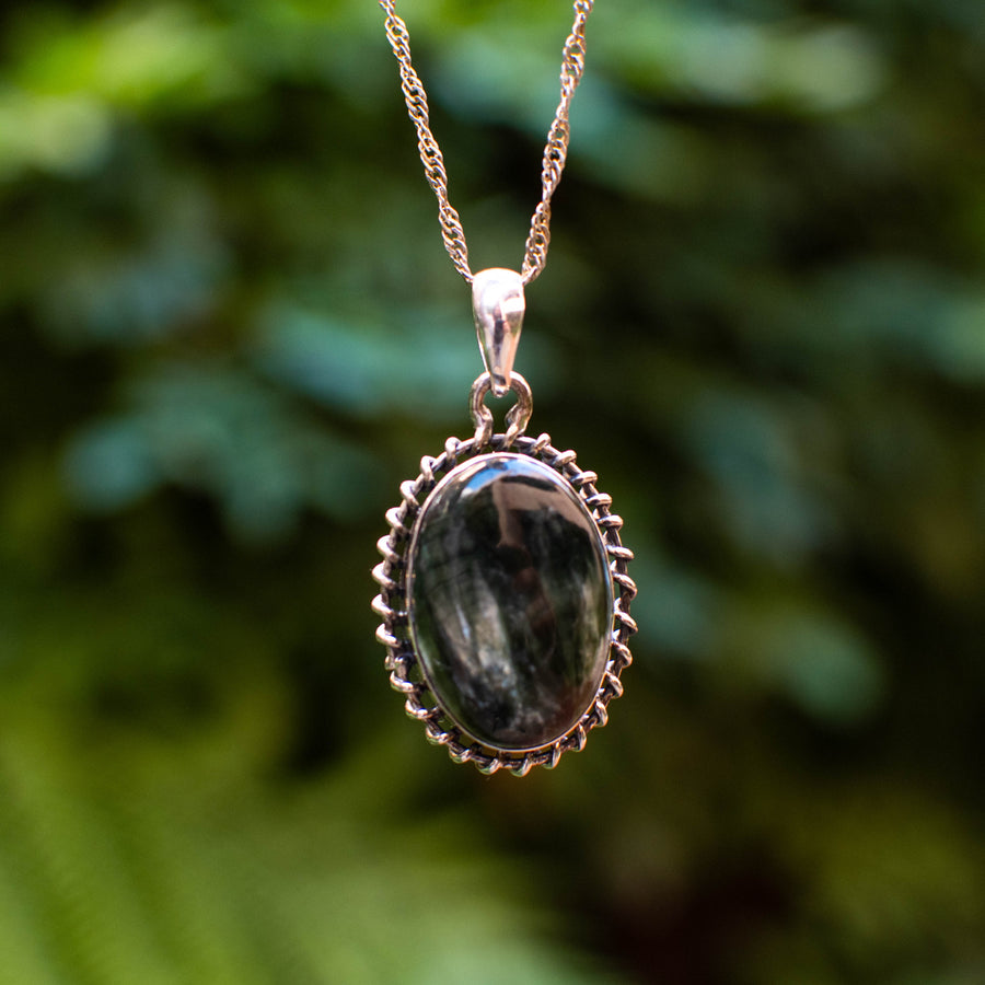 Twist Bezel Seraphinite Pendant