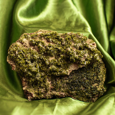 Raw Epidote