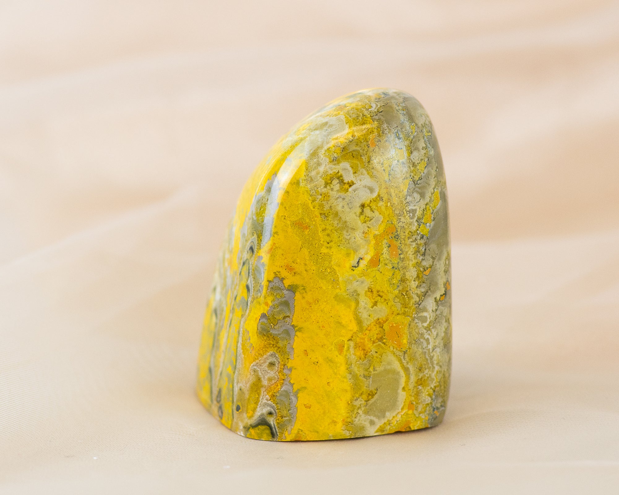 Bumblebee Jasper Free Form