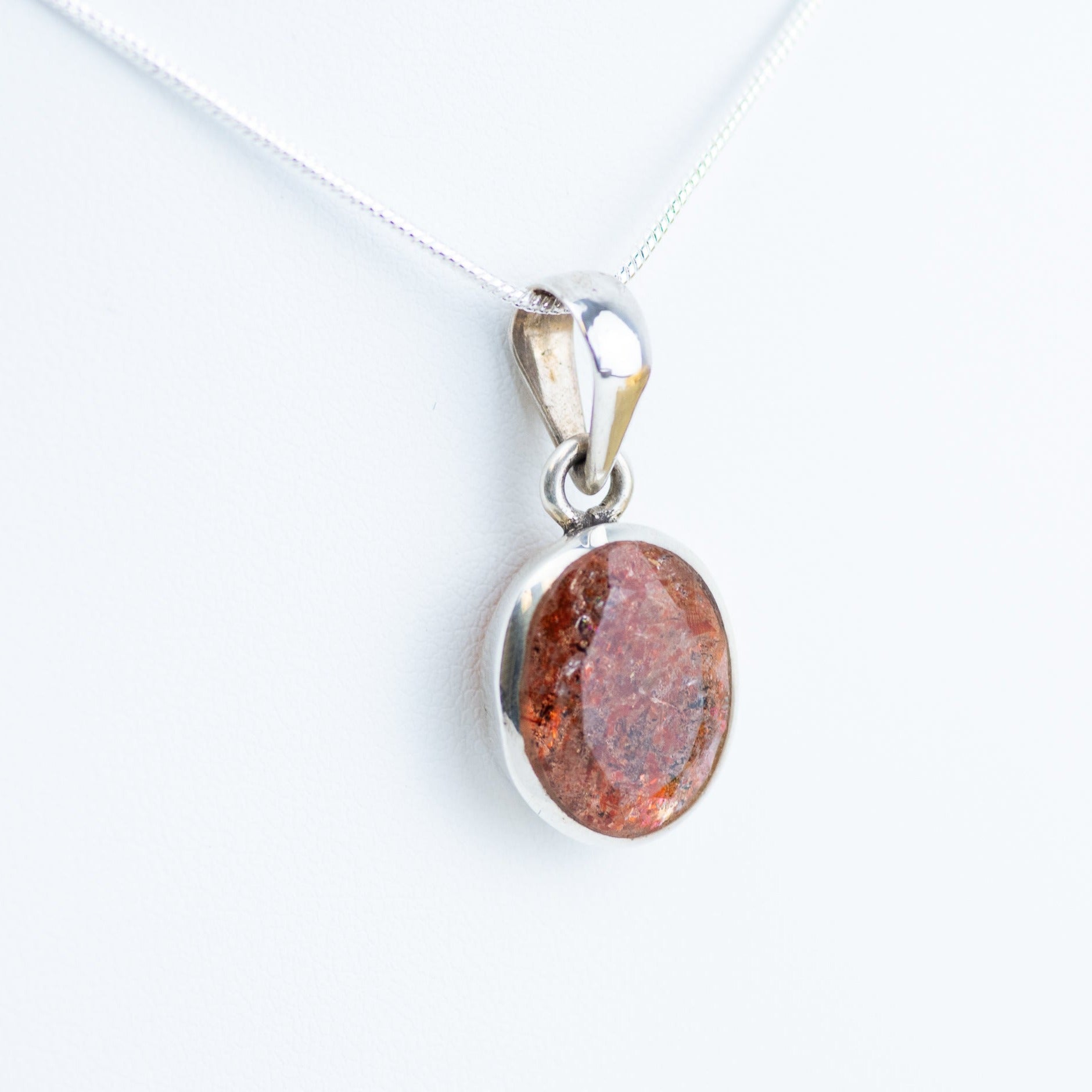FACETED SUNSTONE NECKLACE FACETED SUNSTONE NECKLACE